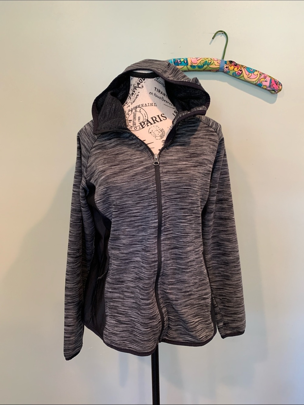 Columbia Women's Large Gray and Black Hooded Zip Up Space Dye Lightweight Jacket